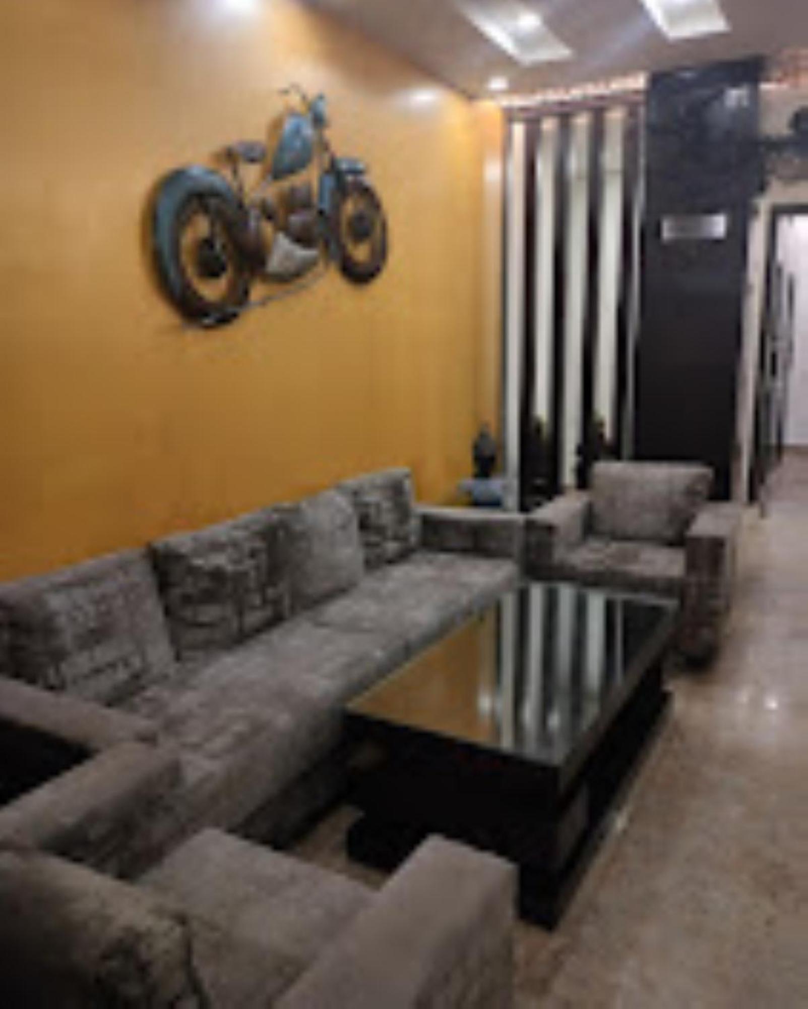 Hotel Royal Palace Hapur Εξωτερικό φωτογραφία